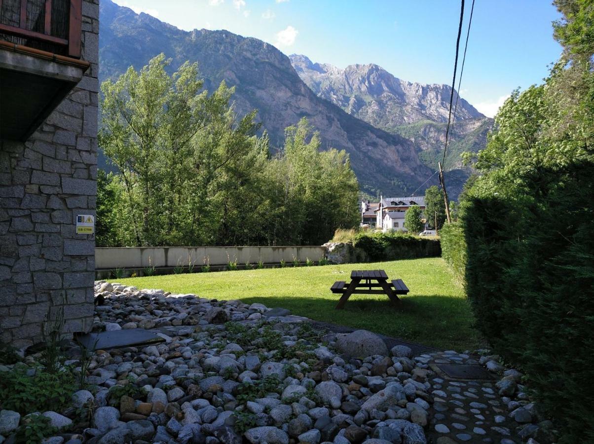 Casa Marcos Διαμέρισμα Benasque Εξωτερικό φωτογραφία